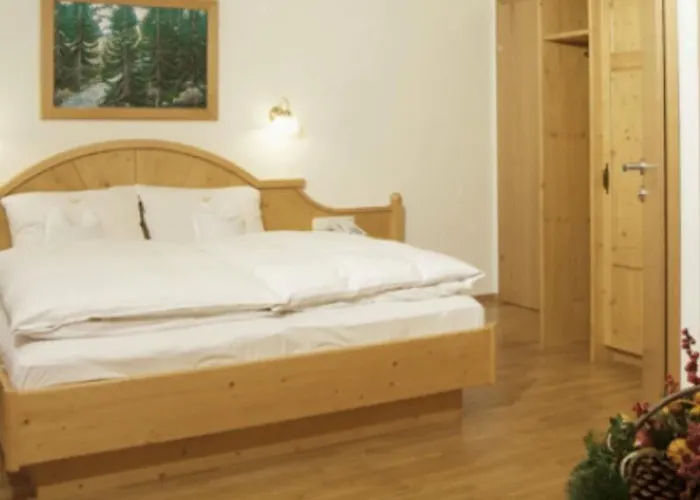 Gartenhotel Daxer فندق